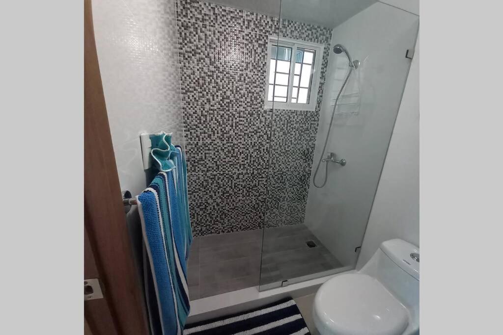 Confortable Apartamento De 3 Tres Habitaciones, Con Hermosa Vista De Area Verde, Ademas De Piscinas Y Juegos Infantiles En Area Recreativa Santiago De Los Caballeros Exterior photo